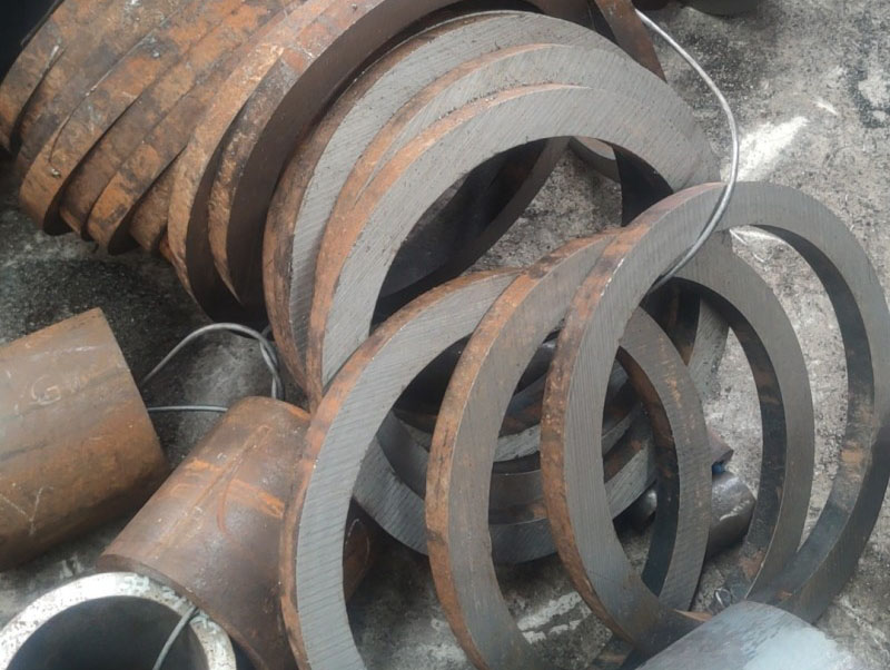 固原42CrMo无缝钢管切割