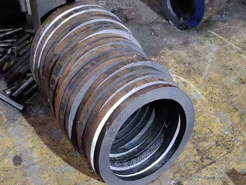 固原30CrMo无缝钢管切割